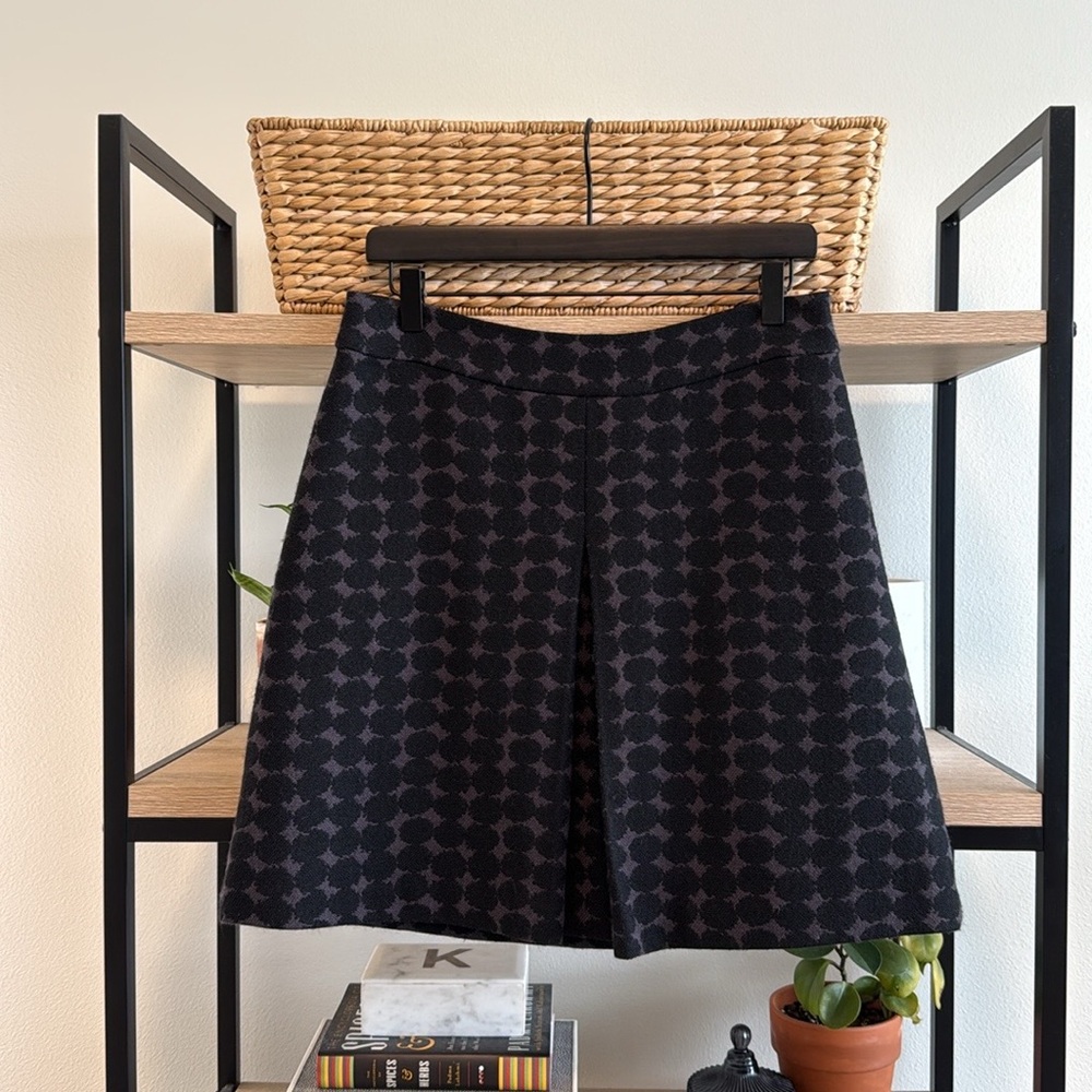 Elegant Black Patterned Women's Skirt